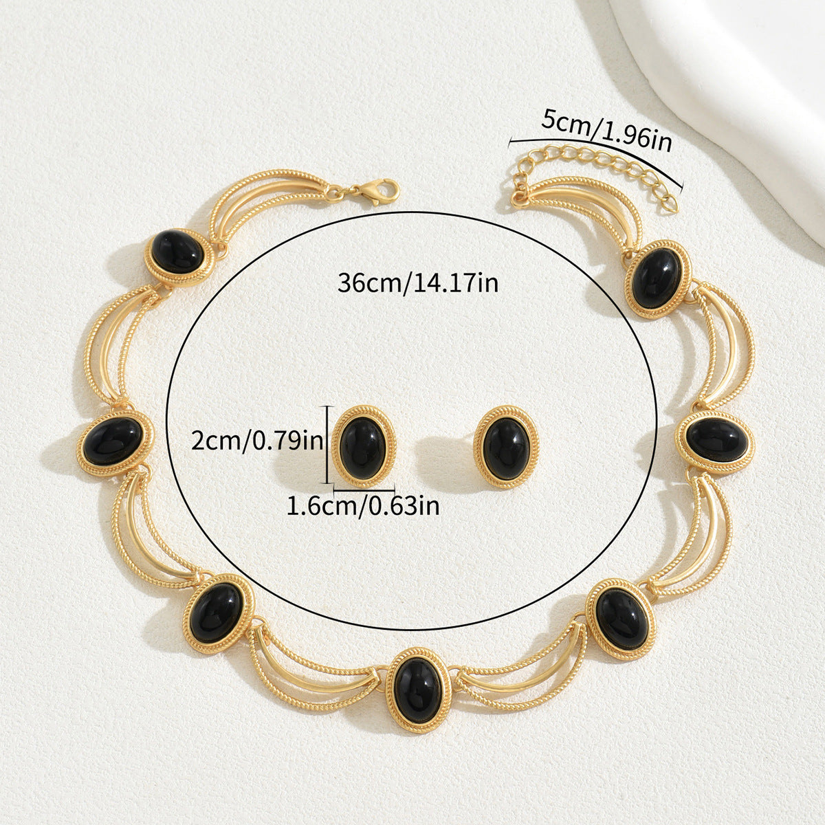 Black and Gold Women's Earrings And Necklace Set
