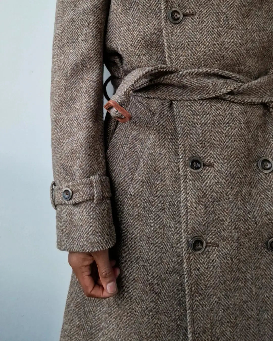 Eye Catching Men's Elegant Tailored Coat