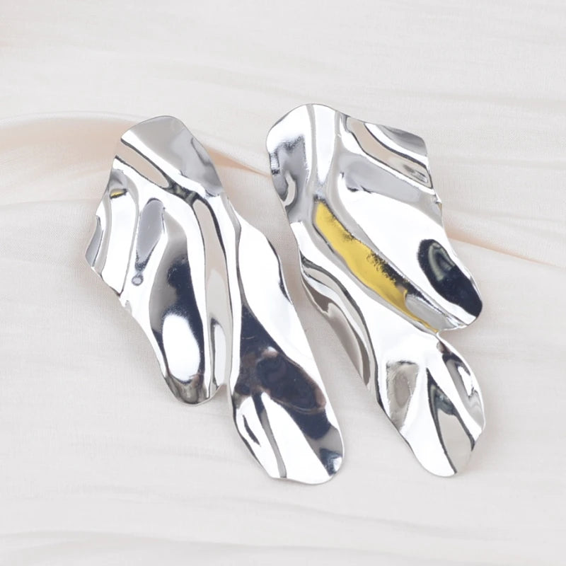 Elegant Dangle Earrings (Holiday Gifts)