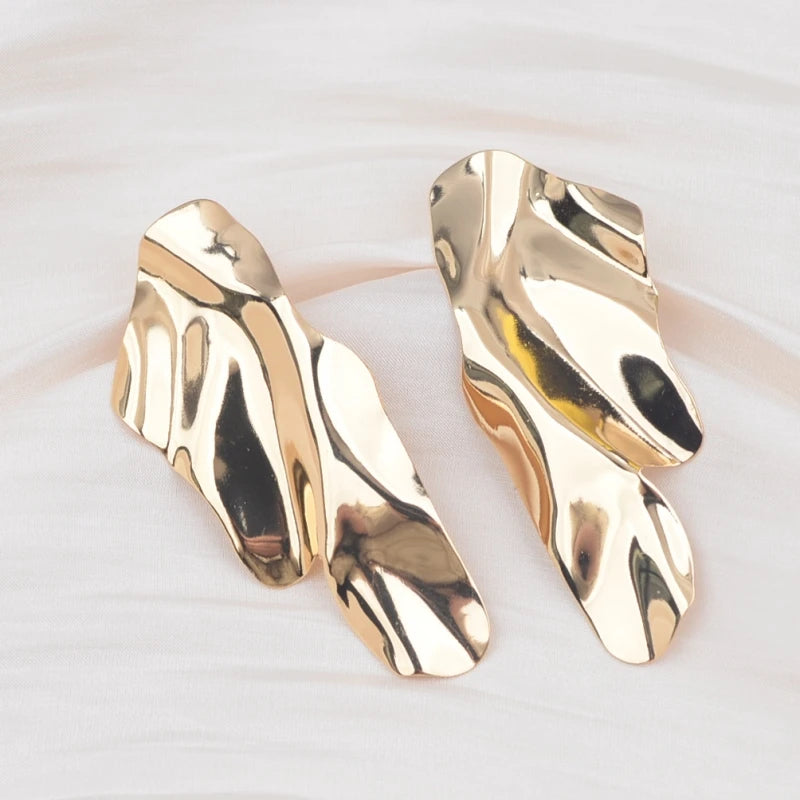 Elegant Dangle Earrings (Holiday Gifts)