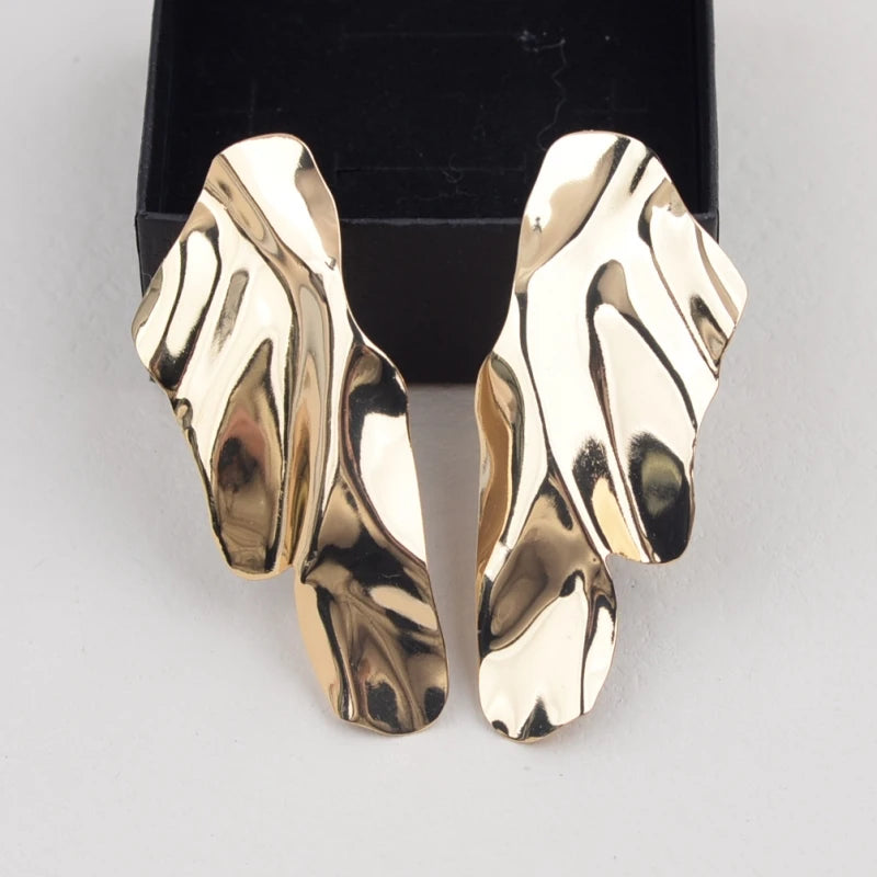 Elegant Dangle Earrings (Holiday Gifts)