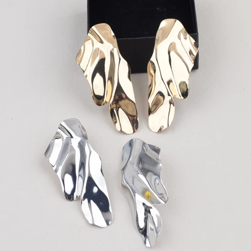 Elegant Dangle Earrings (Holiday Gifts)