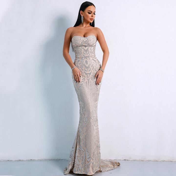 Epitome of Red-Carpet Floor - Length Evening Gown